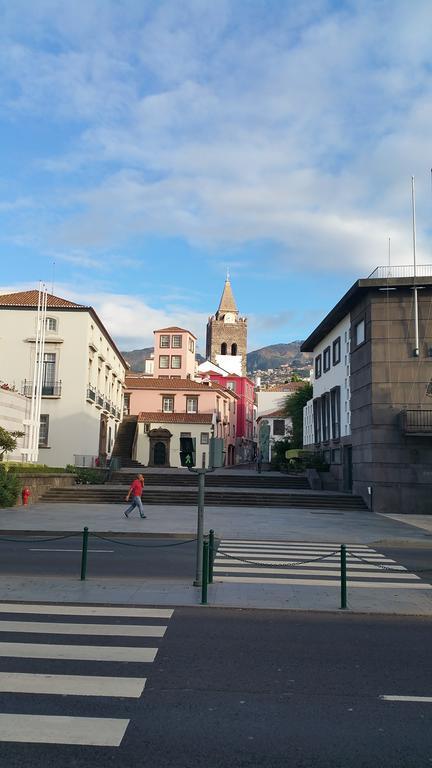 Edificio Charles 104 Apartment Funchal  Bagian luar foto