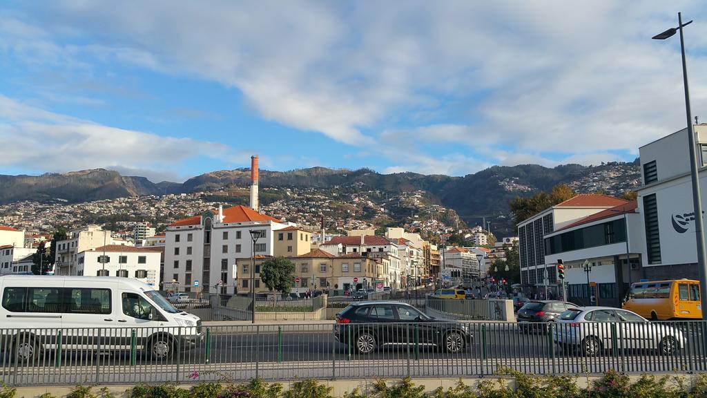 Edificio Charles 104 Apartment Funchal  Bagian luar foto